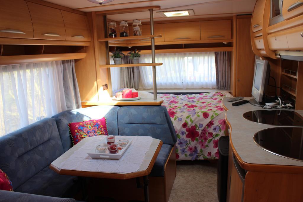 Caravan 'T Koekoeksnest Aagtekerke Habitación foto