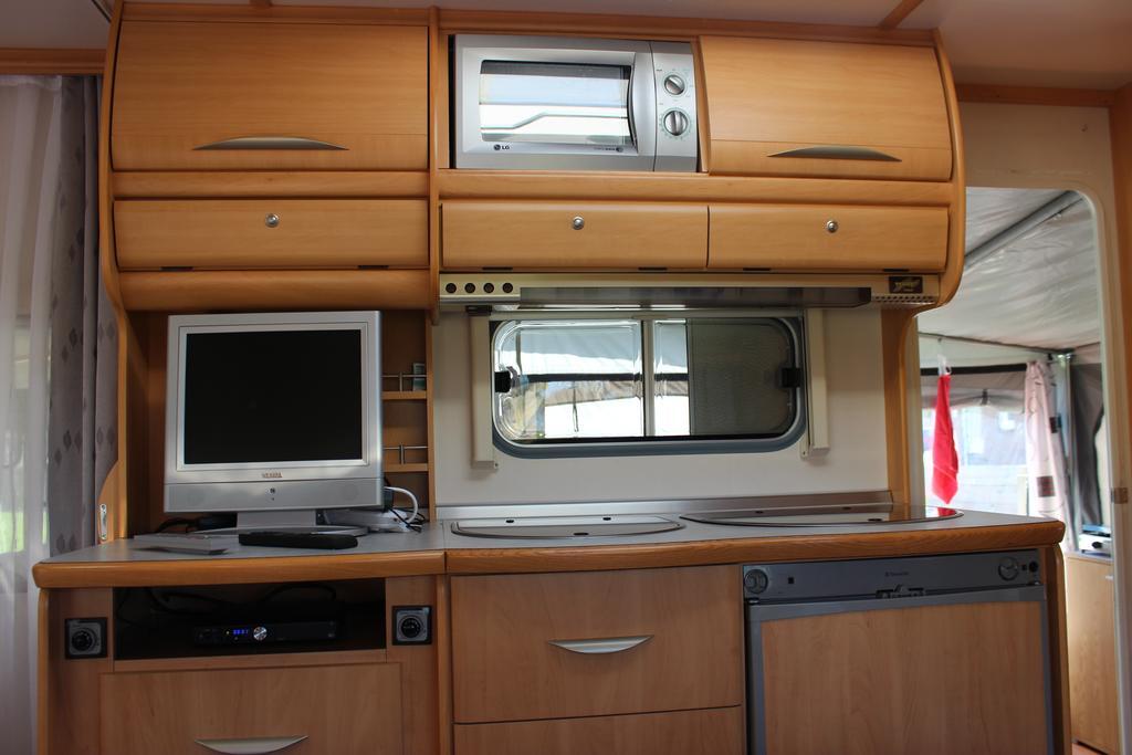 Caravan 'T Koekoeksnest Aagtekerke Habitación foto